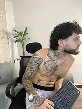 pablo_veelez Chat XXX in diretta