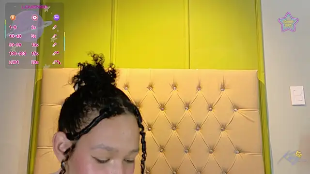 EmmaLawrence_ Obrolan Langsung XXX