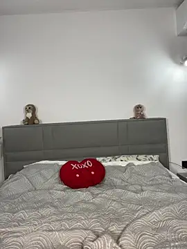 CurlyLara 라이브 XXX 채팅