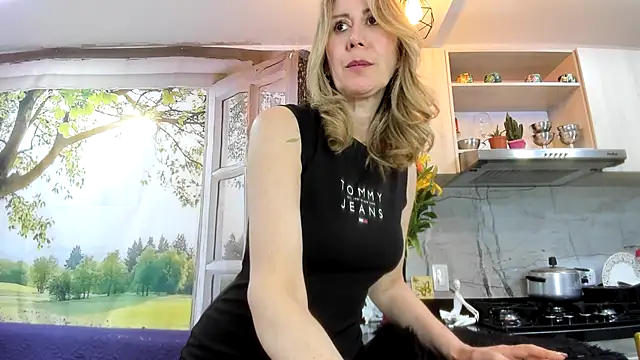 Chatroom XXX en direct de ashleymilf_1