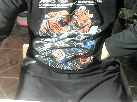 XXX chat uživo modela OreCam