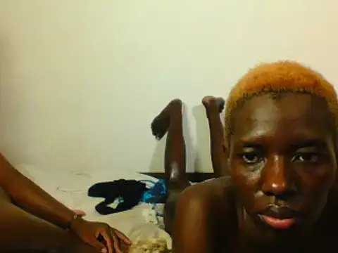 Goldy_petite Chat XXX live