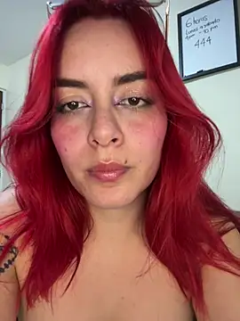 Soffi_hoot Chat XXX live