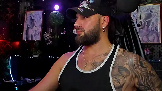 دردشة LexHardy الجنسية المباشرة