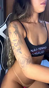 SexyAninha18 Adlı Modelin Canlı XXX Sohbeti