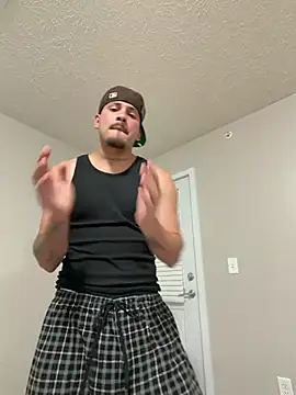 צ'אט XXX בשידור חי של MrBadBoyX