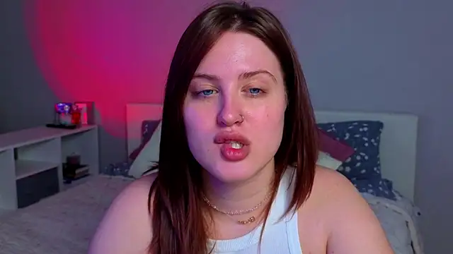 Sassy_Talkin_ Adlı Modelin Canlı XXX Sohbeti