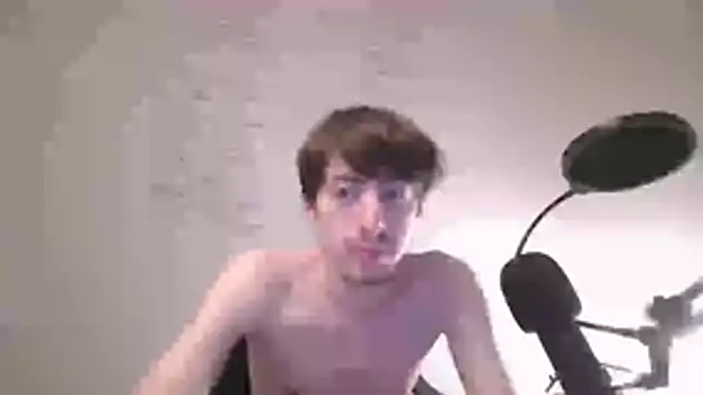 Chat +18 de VelvetRagottiOG ao vivo