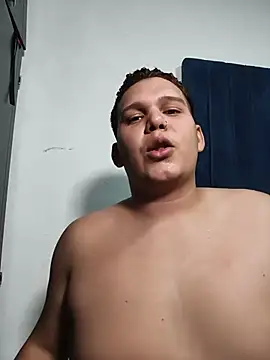XXX chat uživo modela Tyler_Gaell