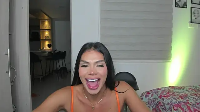 צ'אט XXX בשידור חי של Antotss