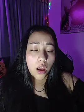 Bella-Gema 现场XXX聊天