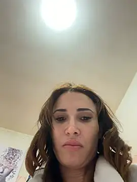 Chat +18 de Irresistible37 ao vivo