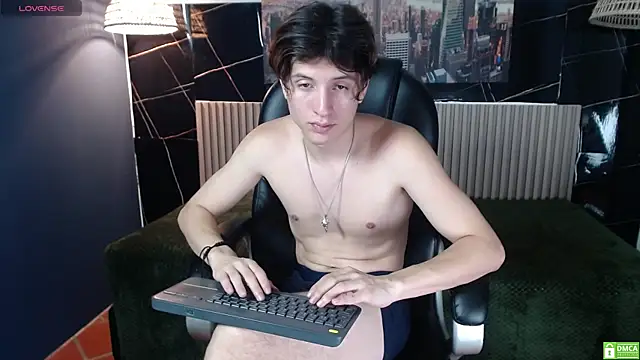 Marcoviolet XXX чат на живо
