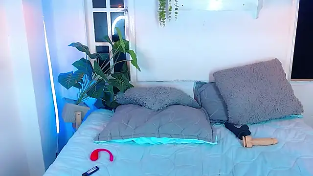 emma_cut3_n Live XXX chat