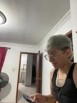 Živý XXX chat Mikeking14