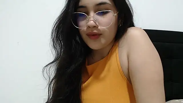 Chatroom XXX en direct de InocentHeaven1