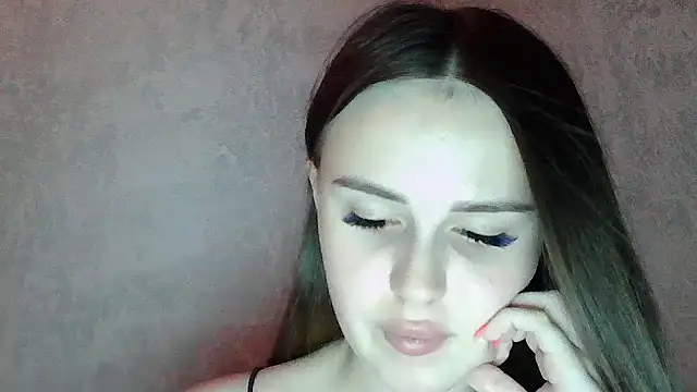 SweetLoraa's Live XXX Chat