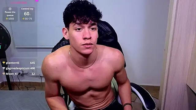 Luke_Muscle 라이브 XXX 채팅