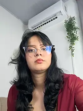 Chatroom XXX en direct de Effy_stone444
