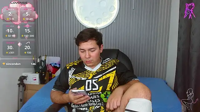 Julian_Smith21 Live XXX-Chat