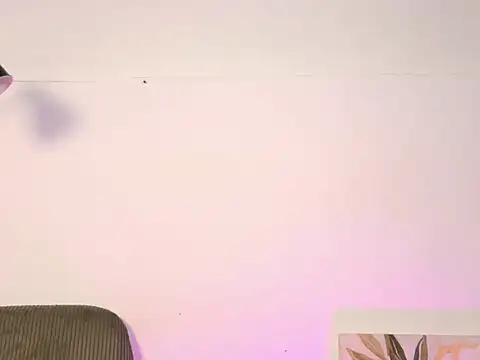 highimarii Chat XXX in diretta