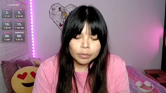 EllieMoonX Live XXX-chat