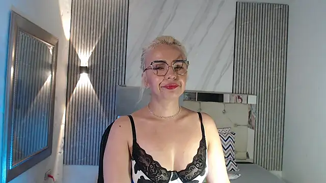 دردشة ashley__tylor الجنسية المباشرة