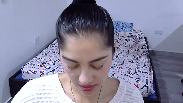 Bandida553 Adlı Modelin Canlı XXX Sohbeti
