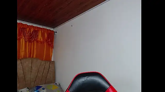 rowanbig live XXX chat
