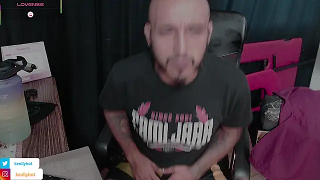 XXX chat uživo modela KenllyH