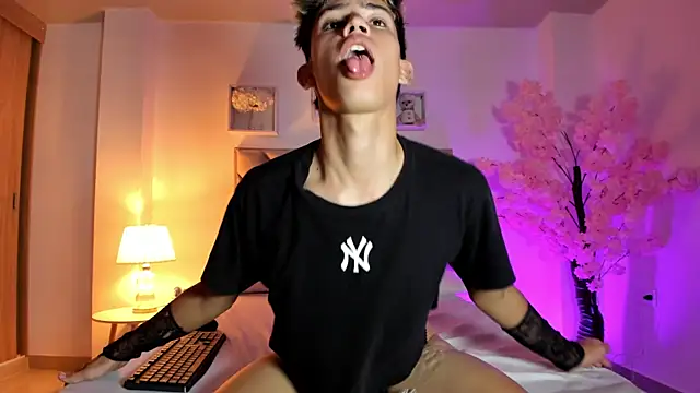 Chatroom XXX en direct de Baby_noahtt