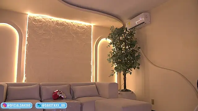 Dakota_Lee Chat XXX in diretta