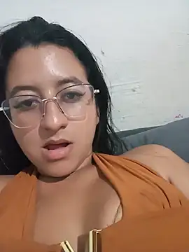 Mirela_001's Live XXX Chat