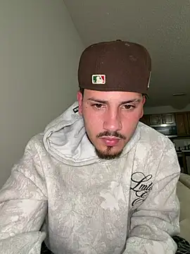 Czat XXX na żywo – MrBadBoyX