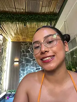 Chat +18 de _DulceMaria_7 ao vivo