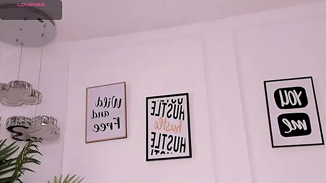 Czat XXX na żywo – AriRobert_