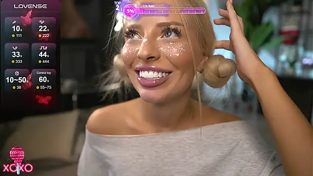 Chat +18 de SerenaNoir ao vivo