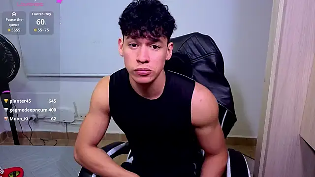 Chat XXX en directo de Luke_Muscle