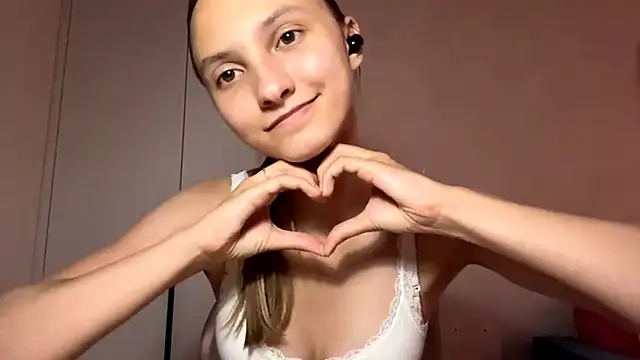 ErgoticEther's Live XXX Chat