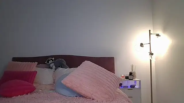 NicoleSarahX Adlı Modelin Canlı XXX Sohbeti