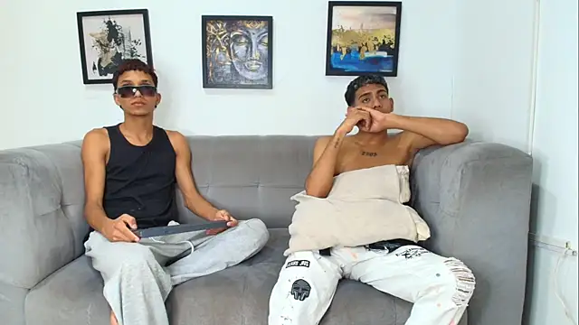 Онлайн чат XXX RED_ZONE_BOYS
