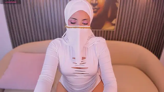 juli_thali Adlı Modelin Canlı XXX Sohbeti