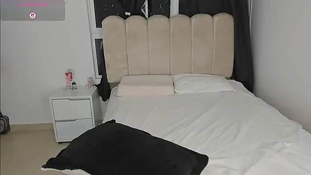 Živý XXX chat melanyangel99