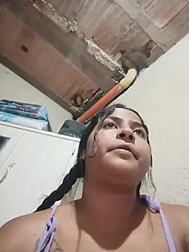 Chat XXX ao vivo de Giselabrunette25
