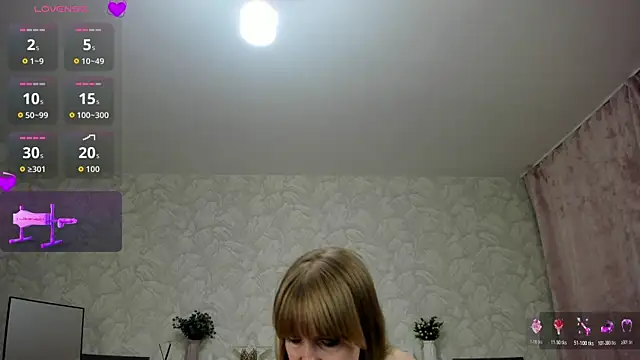 Chat +18 de KattyPeachX ao vivo