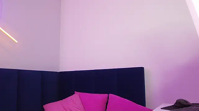 EmmaEthereal: απευθείας συνομιλία ΧΧΧ