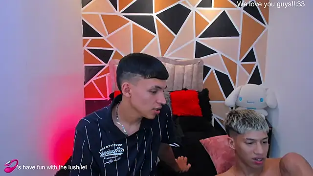 Chat +18 de Juan_Nd_Steven ao vivo