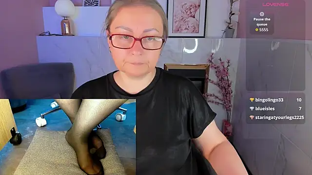 Alexandra_Kind 现场XXX聊天