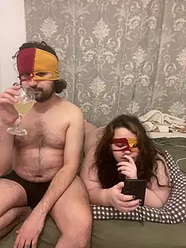 Patpatpatcift Adlı Modelin Canlı XXX Sohbeti