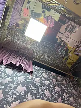 NinaVerse লাইভ XXX চ্যাট